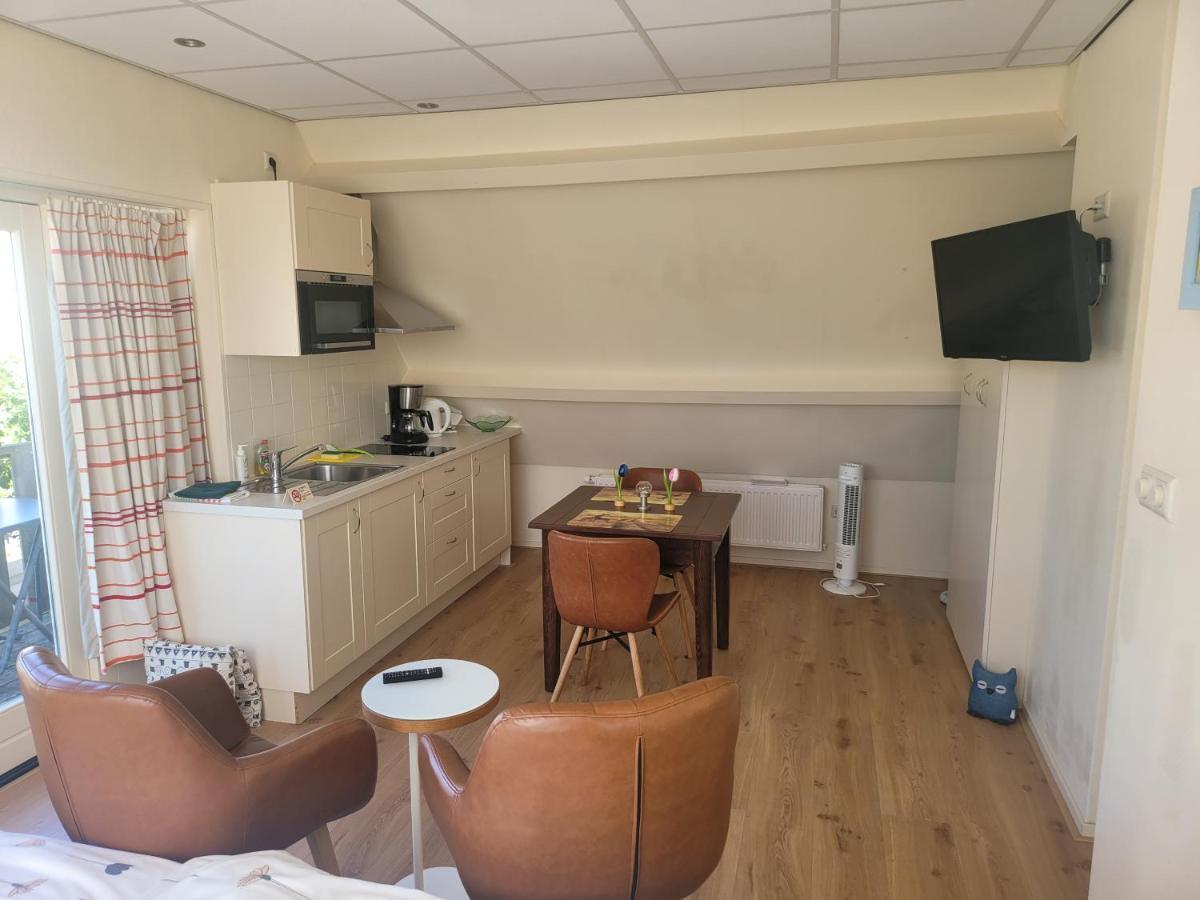 Pension Canberra Bergen aan Zee Esterno foto