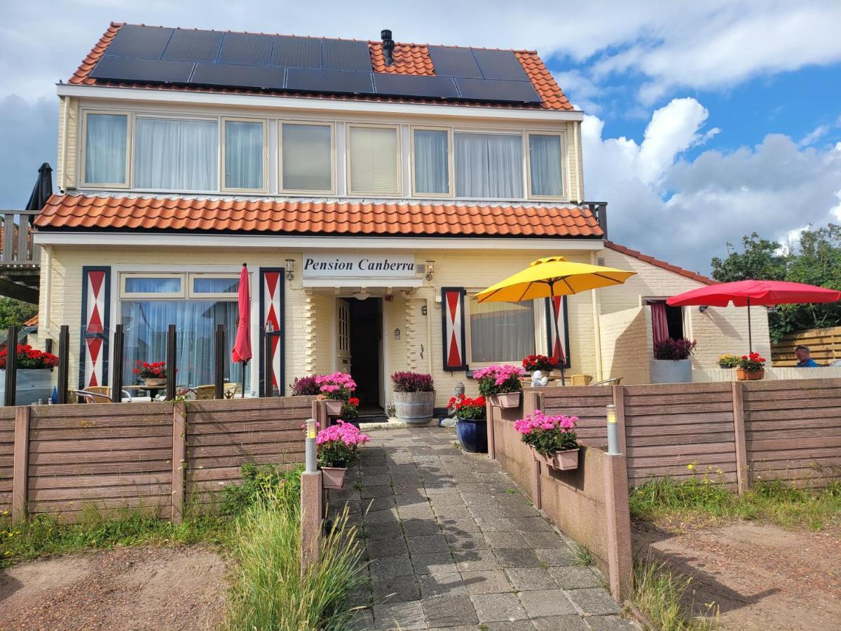 Pension Canberra Bergen aan Zee Esterno foto